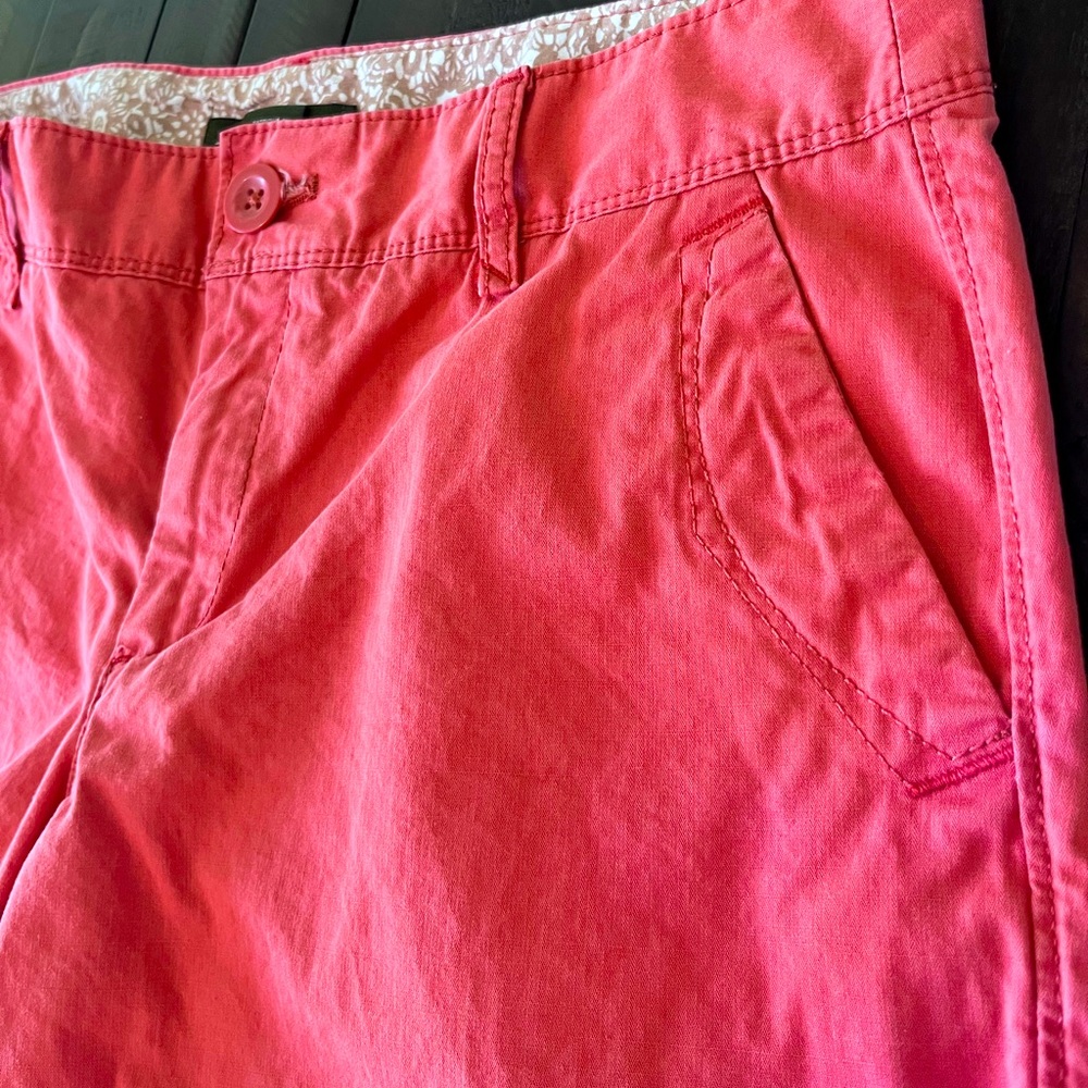 Eddie Bauer Shorts Women’s Size 4 Specially Dyed Coral 100% Cotton Summer Cute!